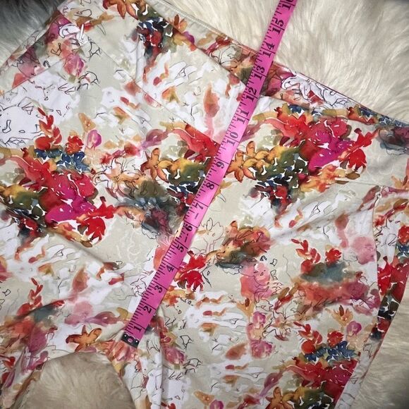 Soft Surroundings floral cropped ankle pants sz large - Picture 8 of 8